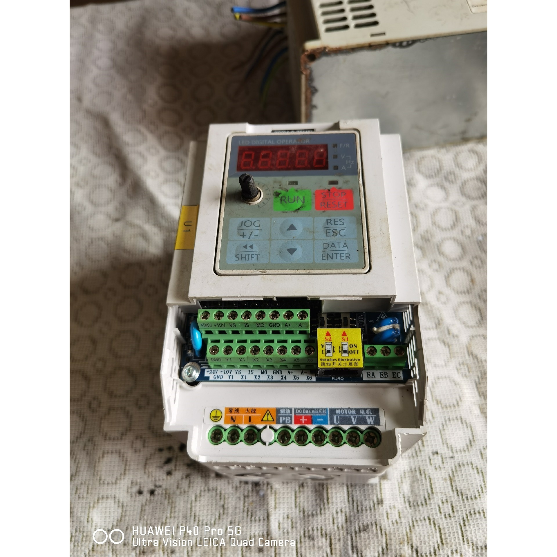 四方变频器EM1000R71B 0.75KW 220V咨询维修咨询维修