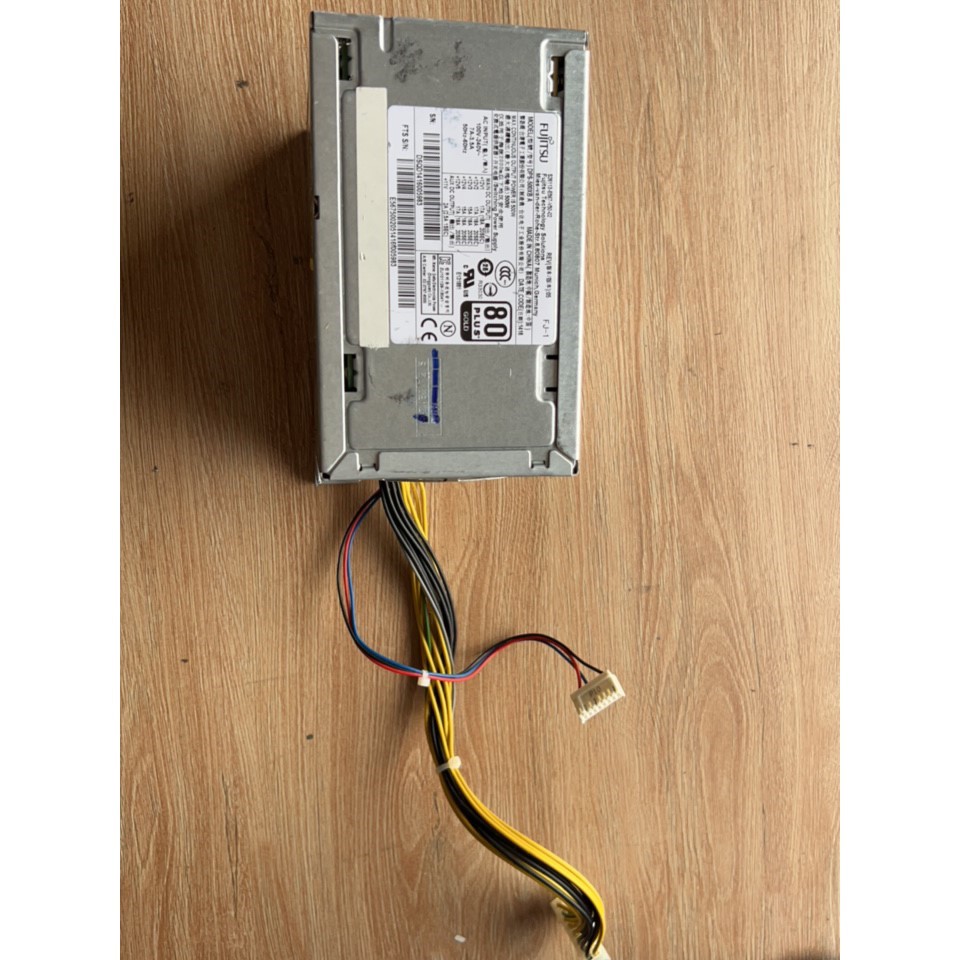 富士通 W530 S26113-E567-V50-02 DP咨询维修咨询维修咨询维修