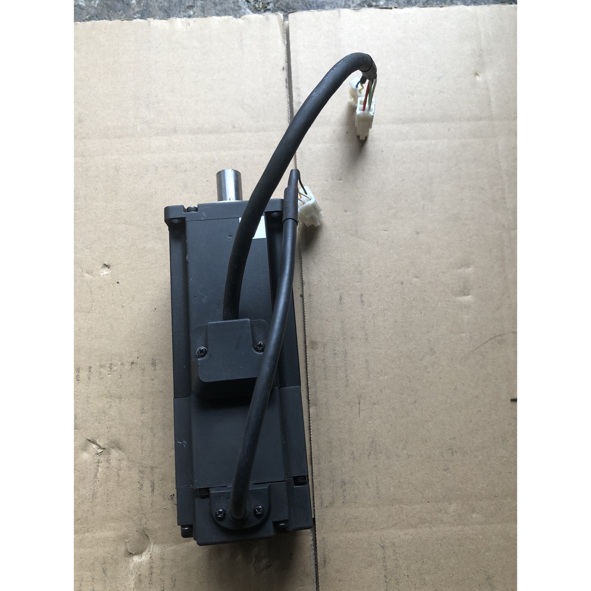 MODEL、CC-M3H040-BN04、一个成色如图功能包咨询维修咨询维修