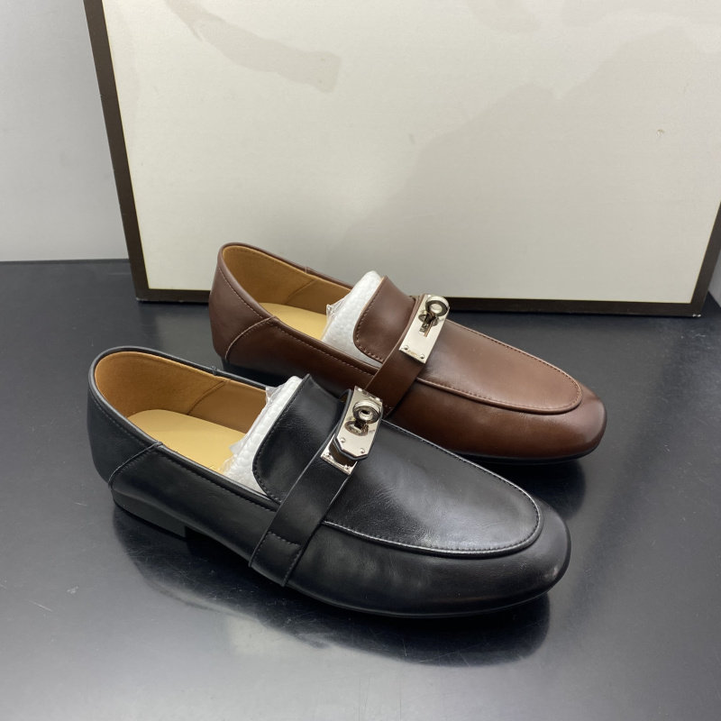 26春季舒适英伦风金属扣乐福鞋女平底一脚蹬百搭休闲单鞋女