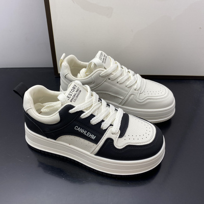 春季新款黑白拼色厚底休闲板鞋女百搭系带小白鞋面包鞋款女