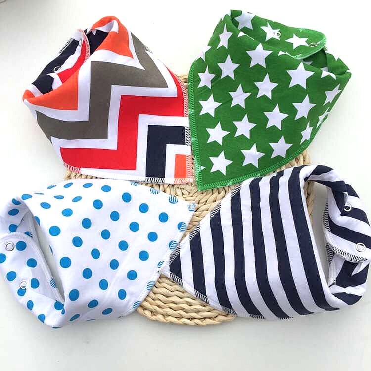 婴儿口水巾男女宝宝三角巾按扣围嘴围巾纯棉加绒加厚春秋冬季吸水