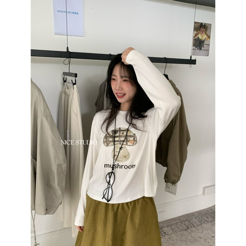 奶思家NICE STUDIO-秋上新休闲蘑菇印花工艺正肩长袖T恤L3071