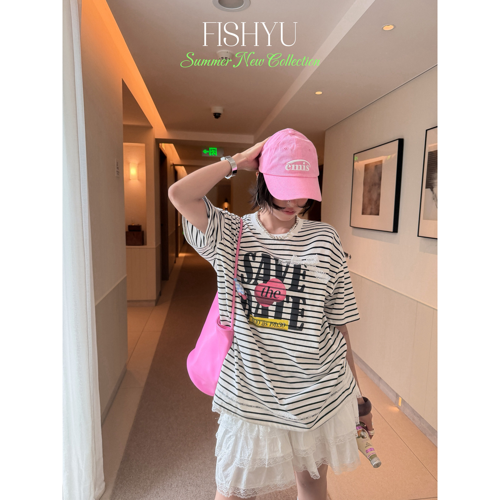 FISH YU -花+立体雨伞公仔拼接蕾丝减龄感条纹宽松短袖T恤26190