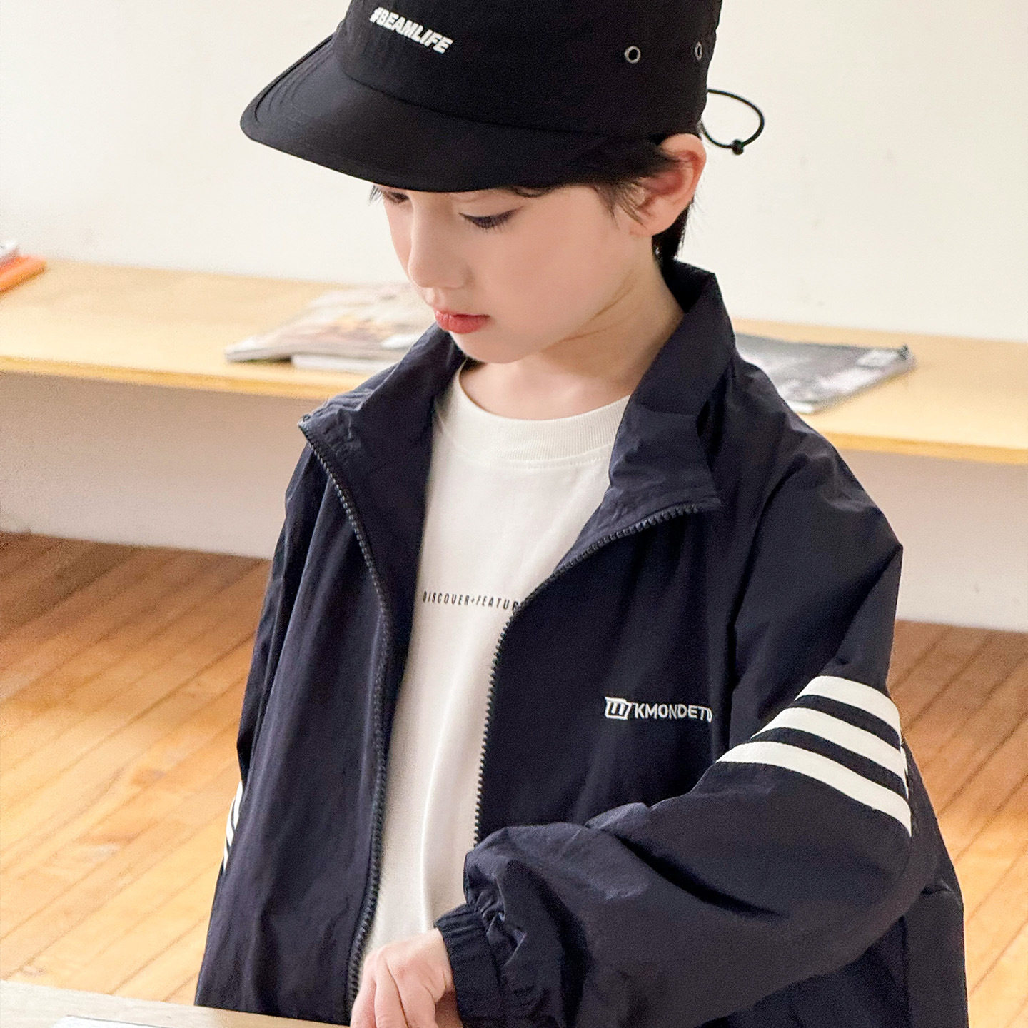 中大男童休闲外套春款26儿童运动夹克韩版条纹上衣藏蓝色100~160