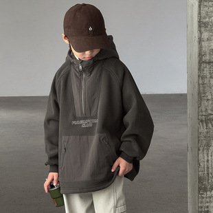 男童连帽加绒卫衣秋冬新款大男孩一体加厚上衣休闲深咖色120~170