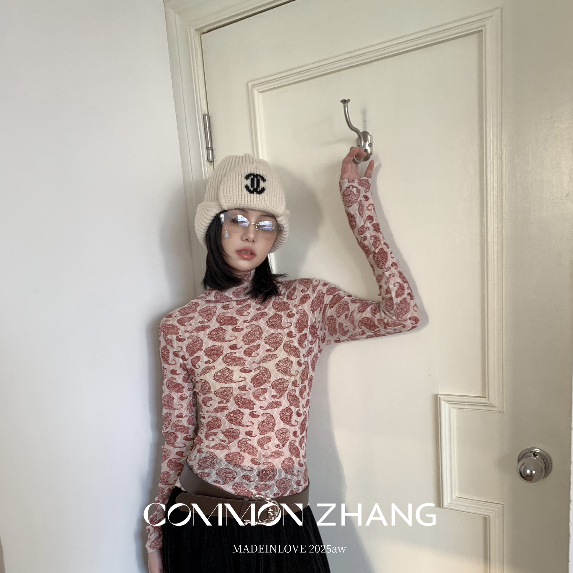 CZ ZHANG-新款性感纯欲微透网纱印花高领长袖T恤女秋冬设计感小衫