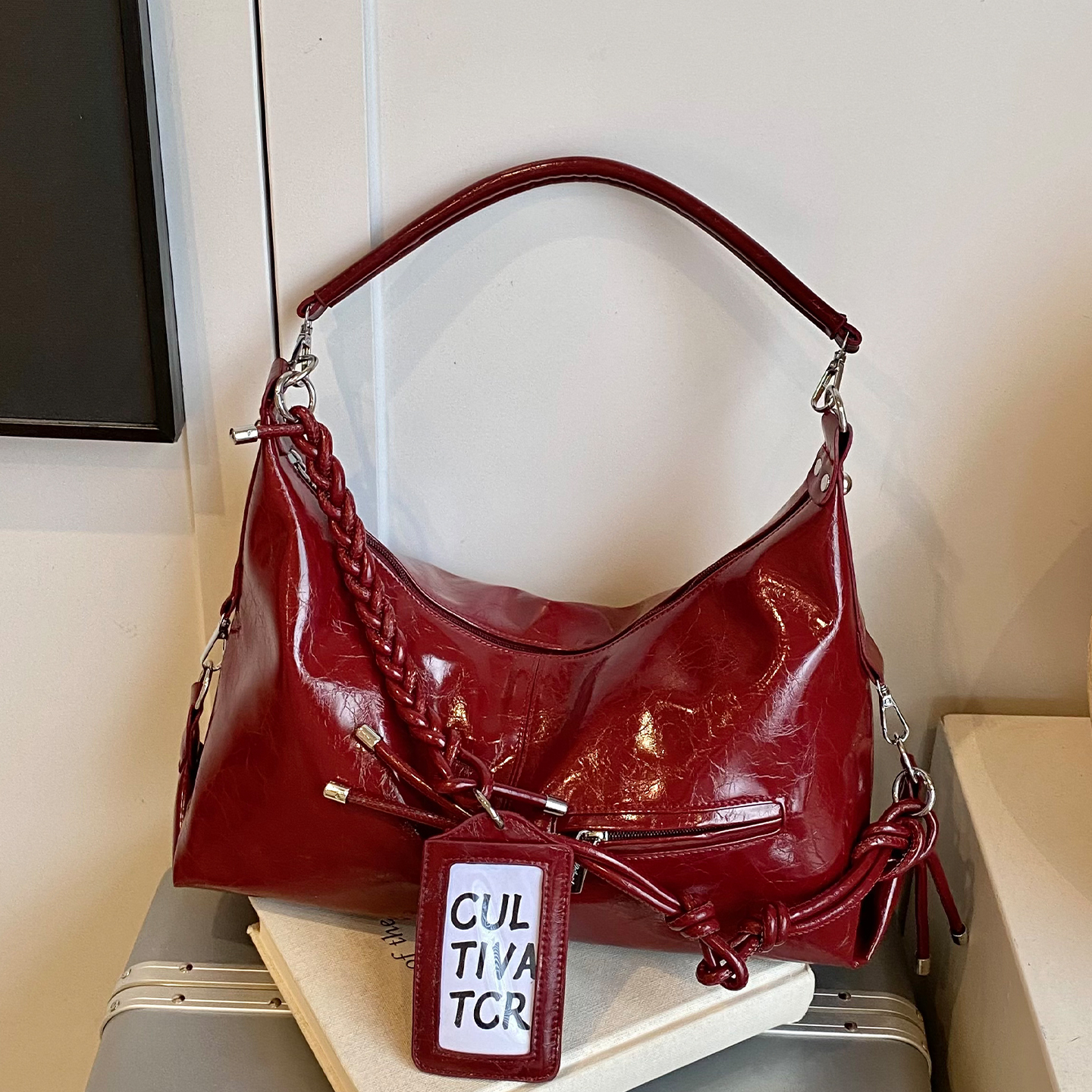 2025新款大容量通勤托特包女式