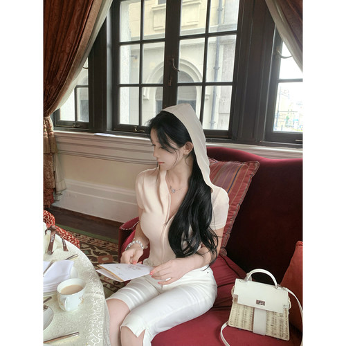若语定制 素颜美女日 连帽修身韩女收腰开衫早秋新款上衣气质名媛