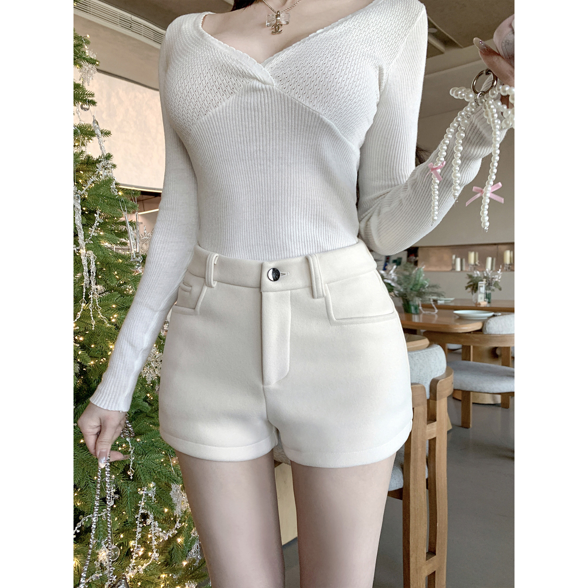 若语定制 版型王者高腰Q弹绒感短裤气质纯欲性感冬季热裤时尚穿搭,女装/女士精品,短裤,淘宝优惠券,粉丝福利购,淘宝优惠卷