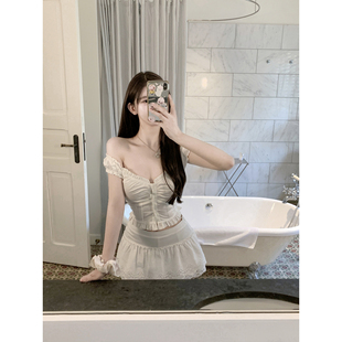 新品 淡香小白花 9.5折 重工褶皱荷叶边短上衣 若语3