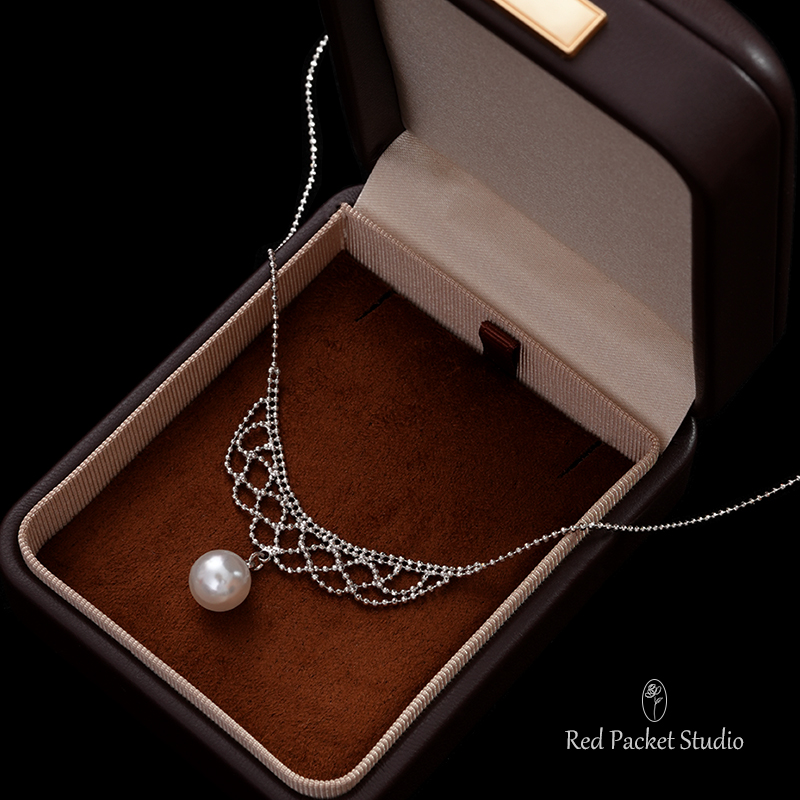红口袋法式复古蕾丝珍珠项链