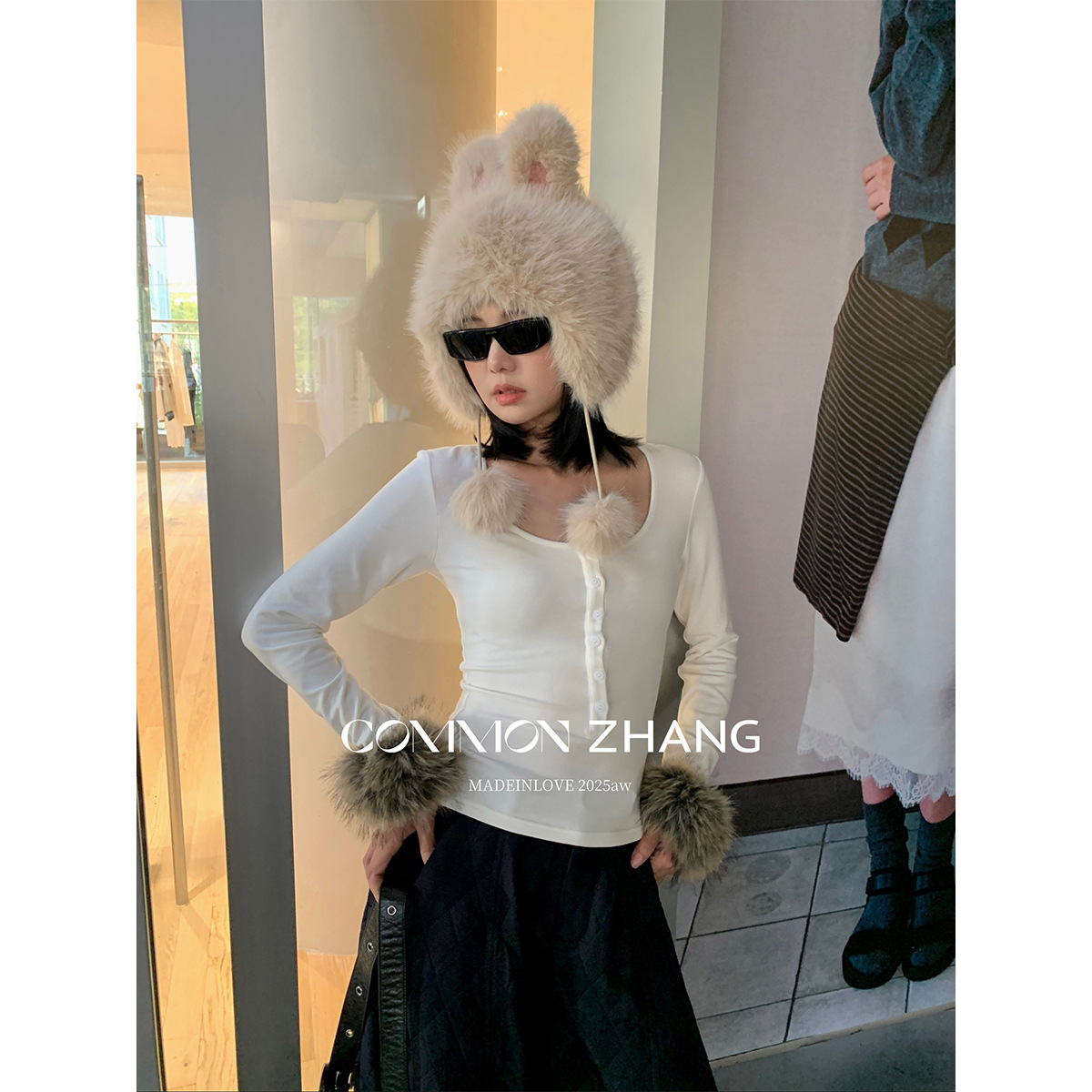 CZ ZHANG 2025秋冬款袖口拼仿貂毛长袖针织衫女U领百搭打底衫T恤