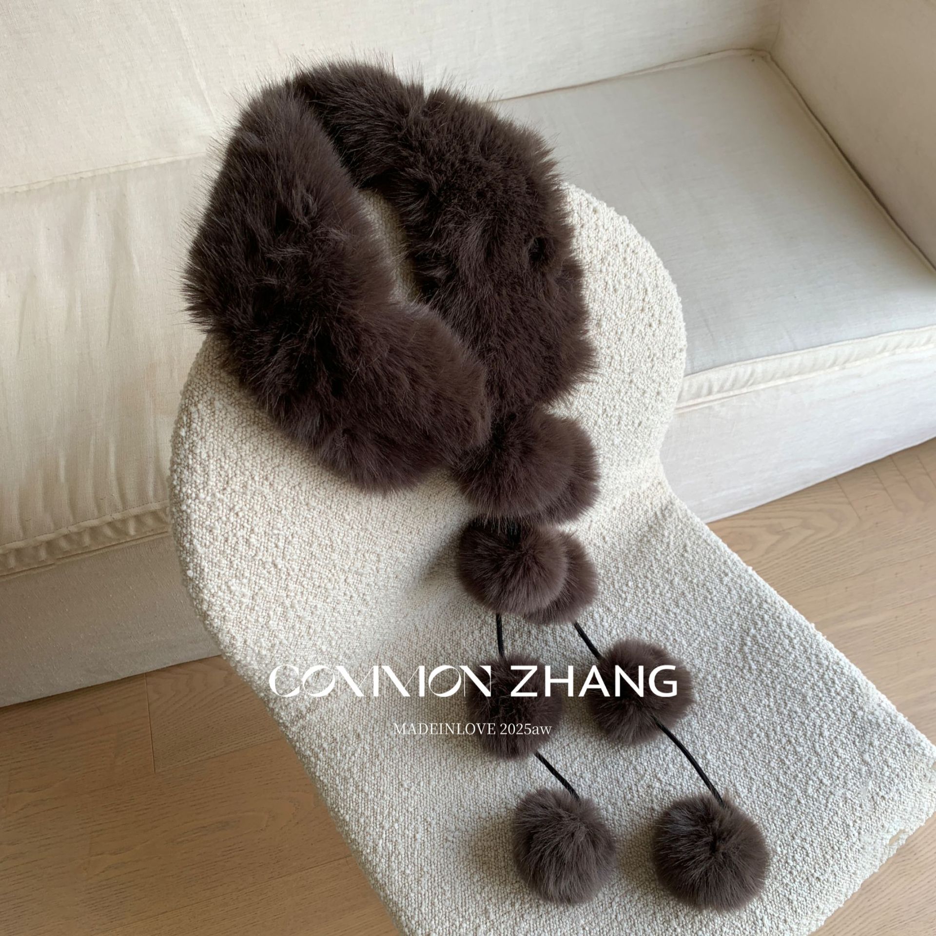 CZ ZHANG 2025秋冬环保毛仿皮草保暖围脖女百搭少女感毛球围巾