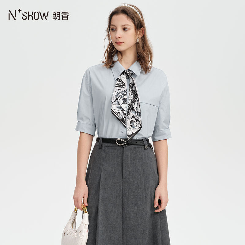 NOWSHOW朗香夏季新品浅蓝色棉感丝巾衬衫252015