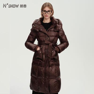 流影风尚长款连帽收腰羽绒服