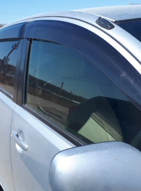 适用于04-16款丰田PASSO雨挡车窗雨眉车门挡雨板遮雨帘装饰用品