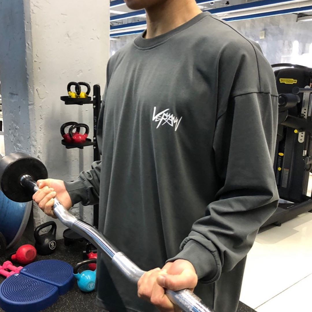 肌肉型兄弟健身训练薄款长袖t恤