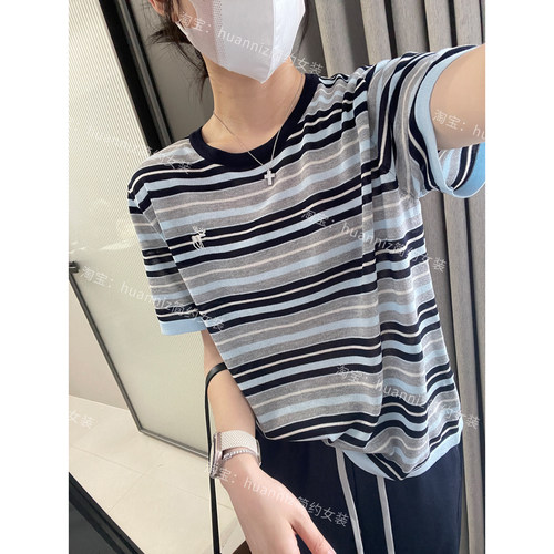 小鹿刺绣圆领条纹冰丝亚麻针织衫