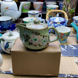 福利出！高品！九谷山茶花后手壶 带盒 孤品 特价！