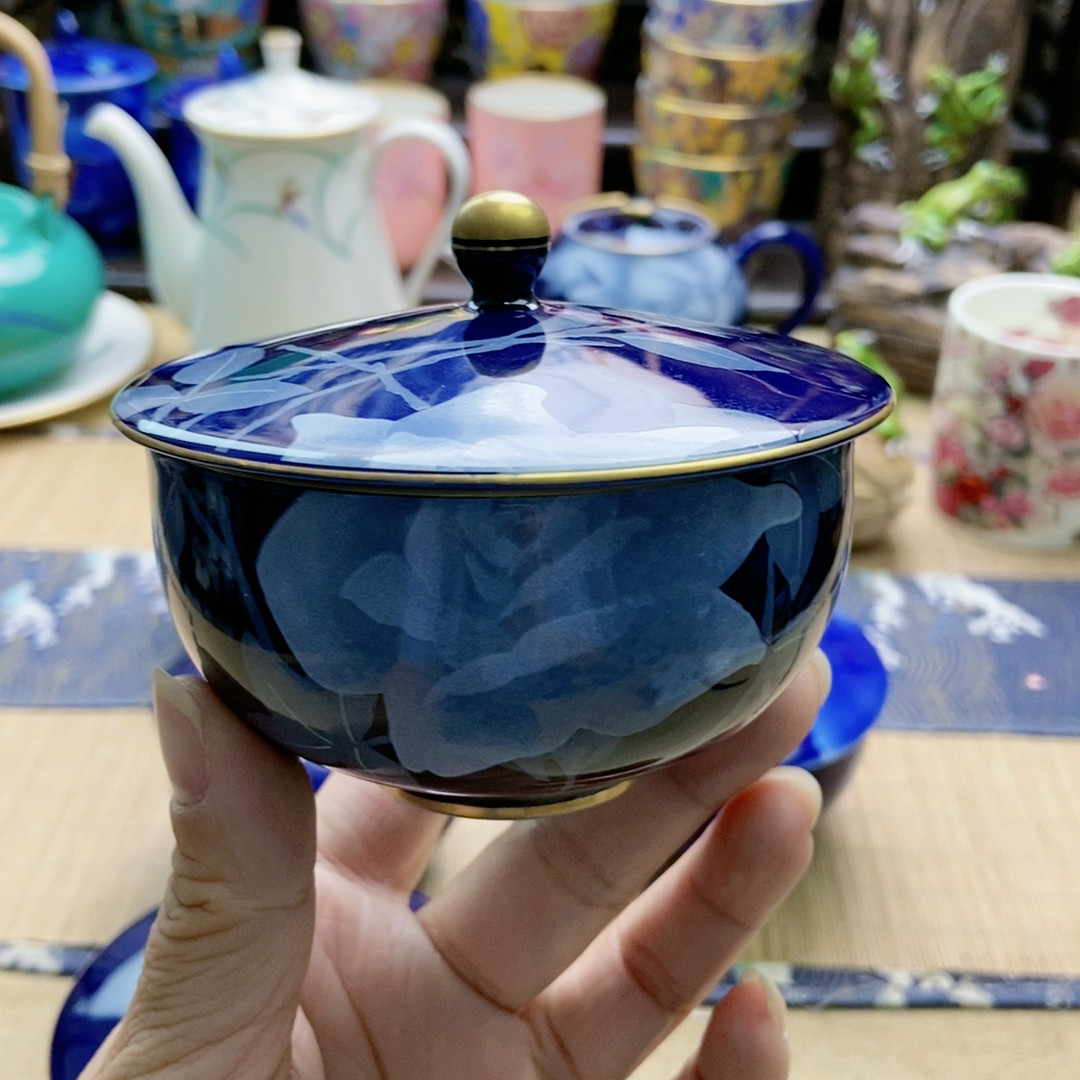 大漏！稀有款！香兰社帝王蓝釉冰玫瑰盖碗 特价