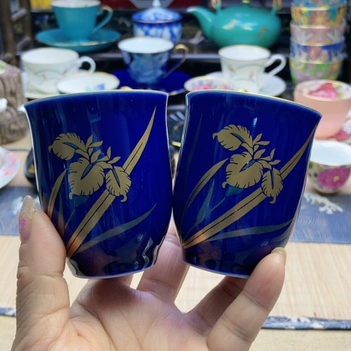 超级福利！稀有款！深川帝王蓝釉描金花卉小茶杯一对 微牛毛痕
