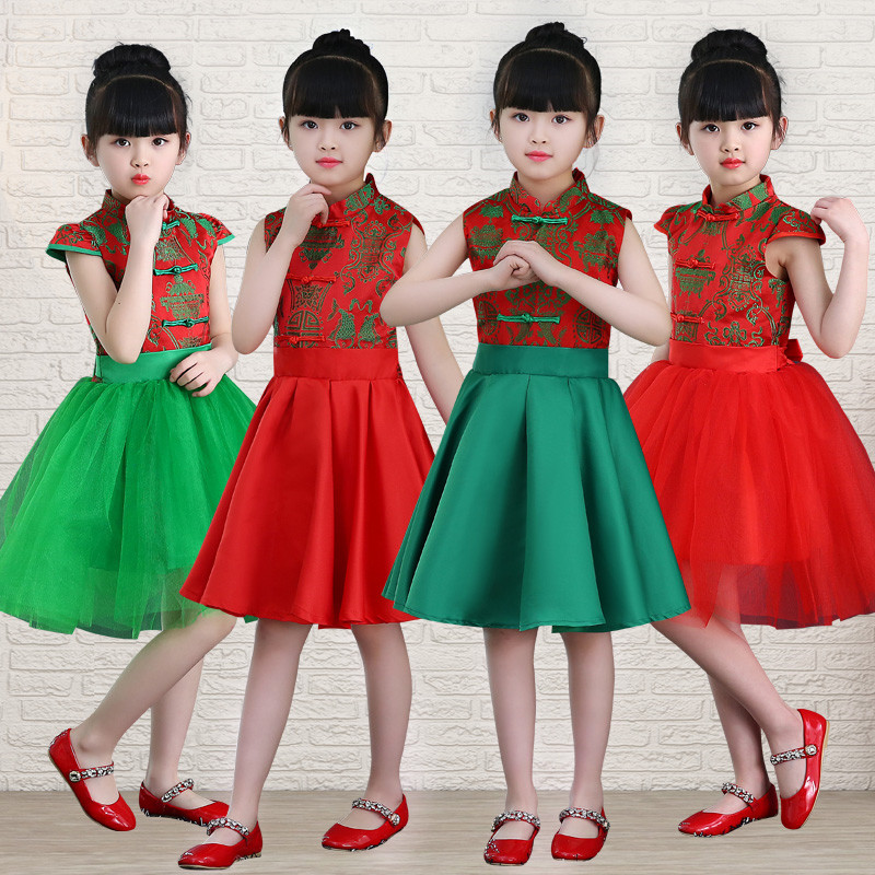 中国风儿童合唱团绿色朗诵表演服