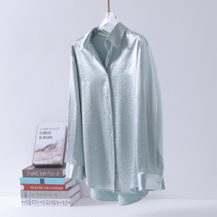 鎏金缎珠光高级垂感抗皱仿醋酸缎面衬衫 宽松慵懒风兰色衬衣 女大码