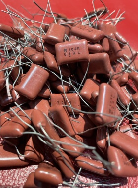 松下CBB薄膜电容 ECQE-104K630V 脚距15MM 630V104K 松下原装