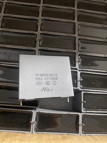 MKP法拉安规电容器300VP37