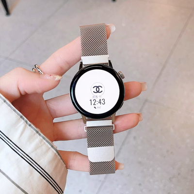 适用三福蜡笔小新表带渐变金属米兰尼斯新款调节磁吸高级22/20mm