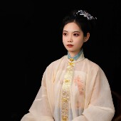 撞色圈金汉服 明制立领对襟织金天丝短衫 菱花镜 凤翥斋