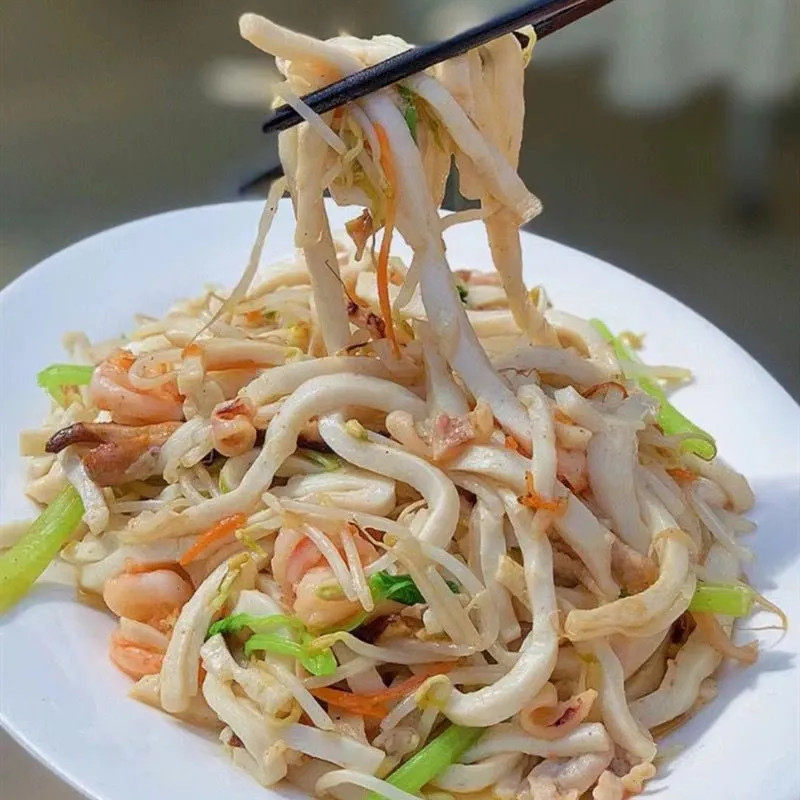 正宗鱼面潮汕新鲜手打鱼面条鱼皮面皮鱼丸火锅关东煮凉拌食材批发