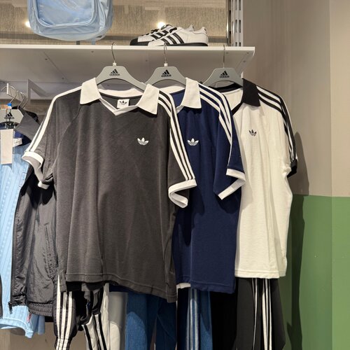 Adidas阿迪达斯三叶草夏新款男女经典运动V领短袖T恤POLO衫KW7398