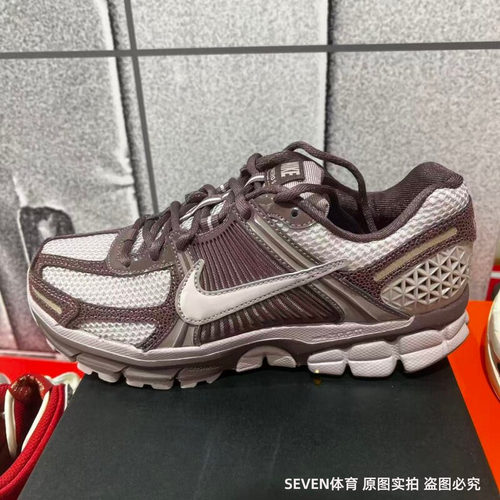 NIKE耐克女鞋ZOOM VOMERO5休闲舒适网面老爹鞋运动鞋II6236-500