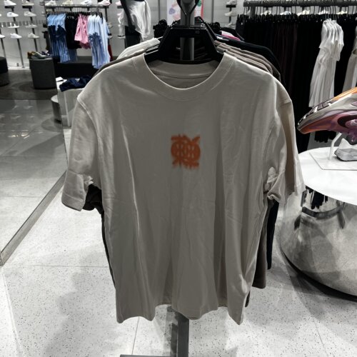 NIKE耐克女子宽松舒适印花时尚运动休闲圆领短袖T恤 IQ7306-104