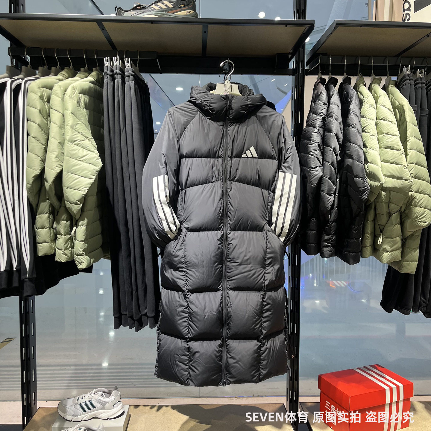 Adidas阿迪达斯男女冬季羽绒服长款运动服三条纹过膝外套JG3840