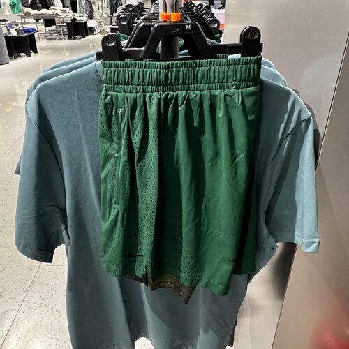 NIKE耐克男子刺绣小标网眼布透气速干休闲运动训练短裤IM4688-341