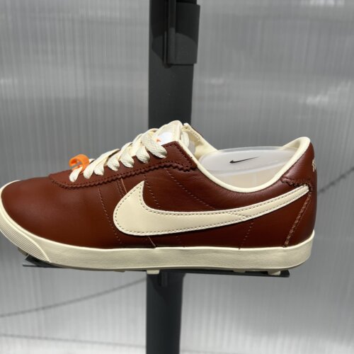 NIKE耐克女子ASTROGRABBER LTHR复古运动休闲鞋II1259-202