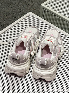 Nike/耐克女子春夏款V2K Run老爹鞋运动透气跑步鞋HV5997-161