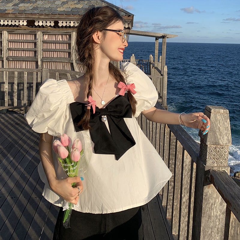 Real price, square collar, lovely bead button, bow tie, bubble sleeve, one shoulder, two wear versatile shirt