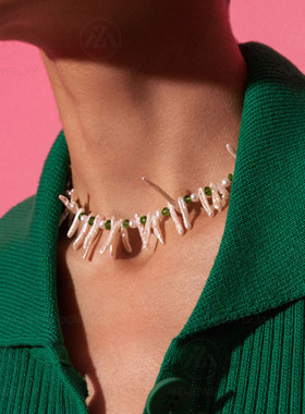 欧洲小众巴洛克牙签珍珠绿水晶项链时髦气质短款锁骨链优雅女配饰