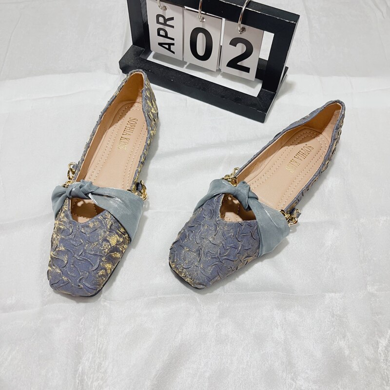 2025年春夏新款方头褶皱皮舒适软底单鞋女复古渐变平底温柔配裙子