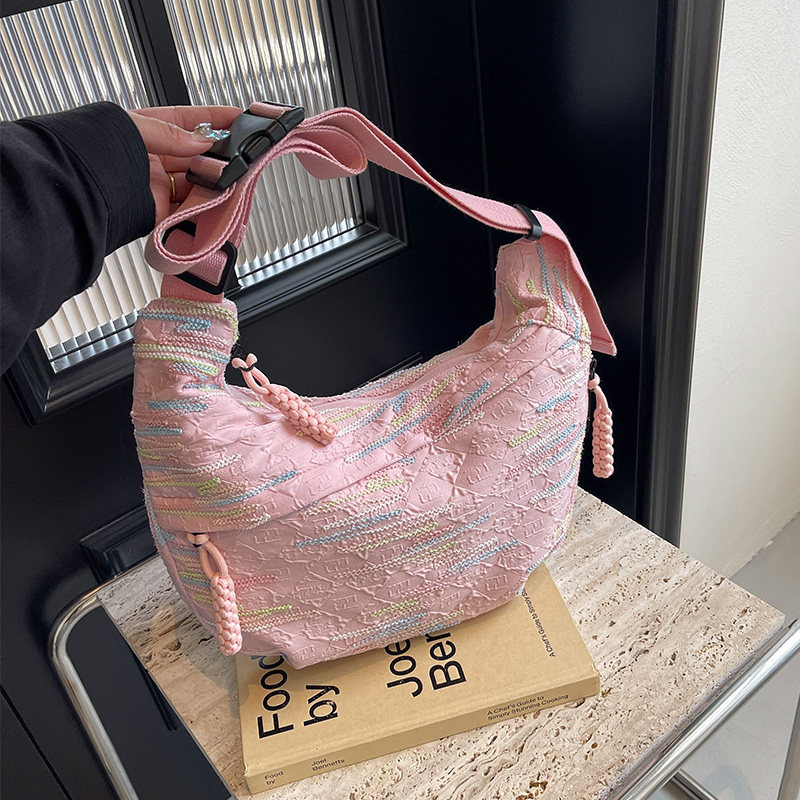 大容量布包包女2024夏天新款轻便简约饺子包可爱小清新单肩斜挎包