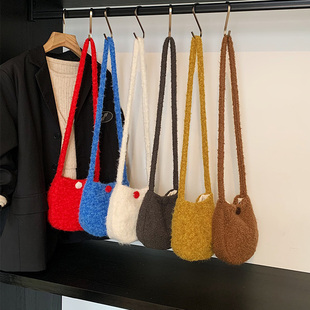 2025自制鸡蛋包包马卡龙毛绒椭圆可爱小斜挎单肩背包女蛋壳毛呢包