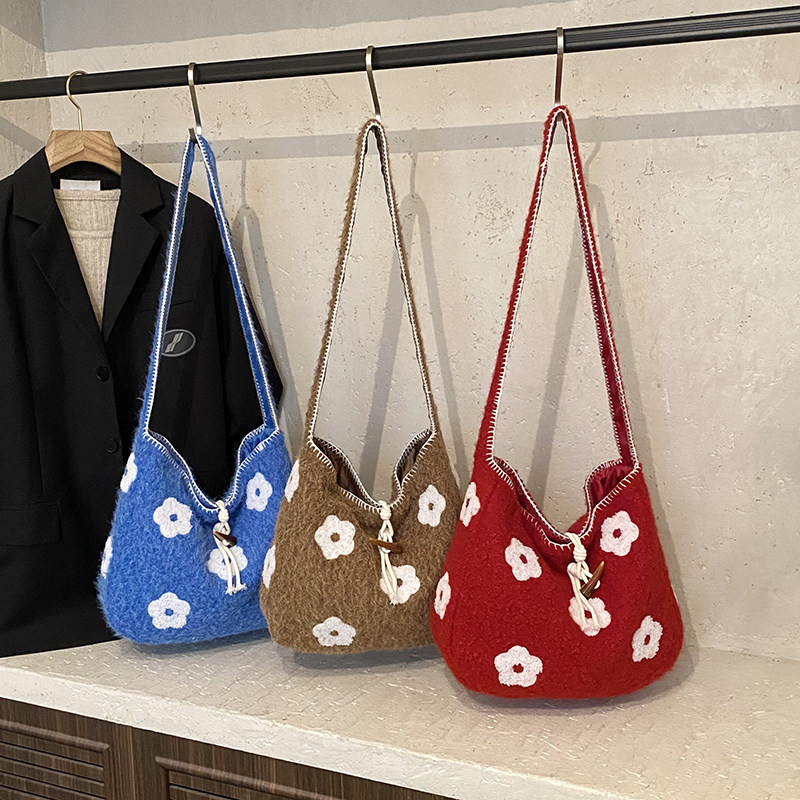 毛毛包森系文艺斜挎包托特毛绒包