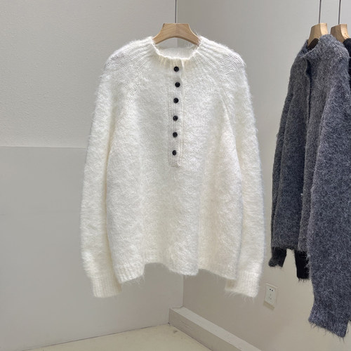 韩系长绒马海毛感半高领纽扣毛衣女秋冬新款宽松慵懒风针织衫上衣