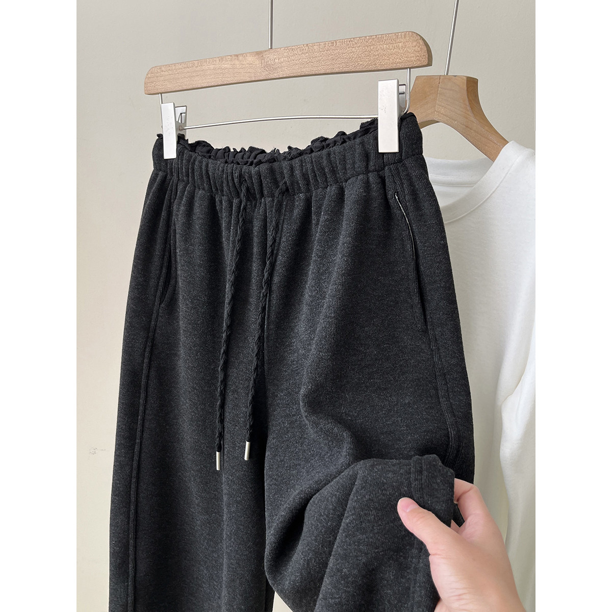 保暖不臃肿~加绒加厚复古垂感阔腿休闲裤女冬宽松显瘦弯刀裤长裤,女装/女士精品,休闲裤,淘宝优惠券,粉丝福利购,淘宝优惠卷