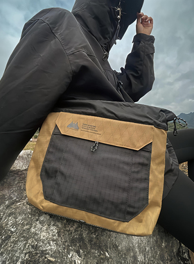 X-pac/小众设计复古山系斜挎包男户外徒步轻量化单肩包通勤邮差包