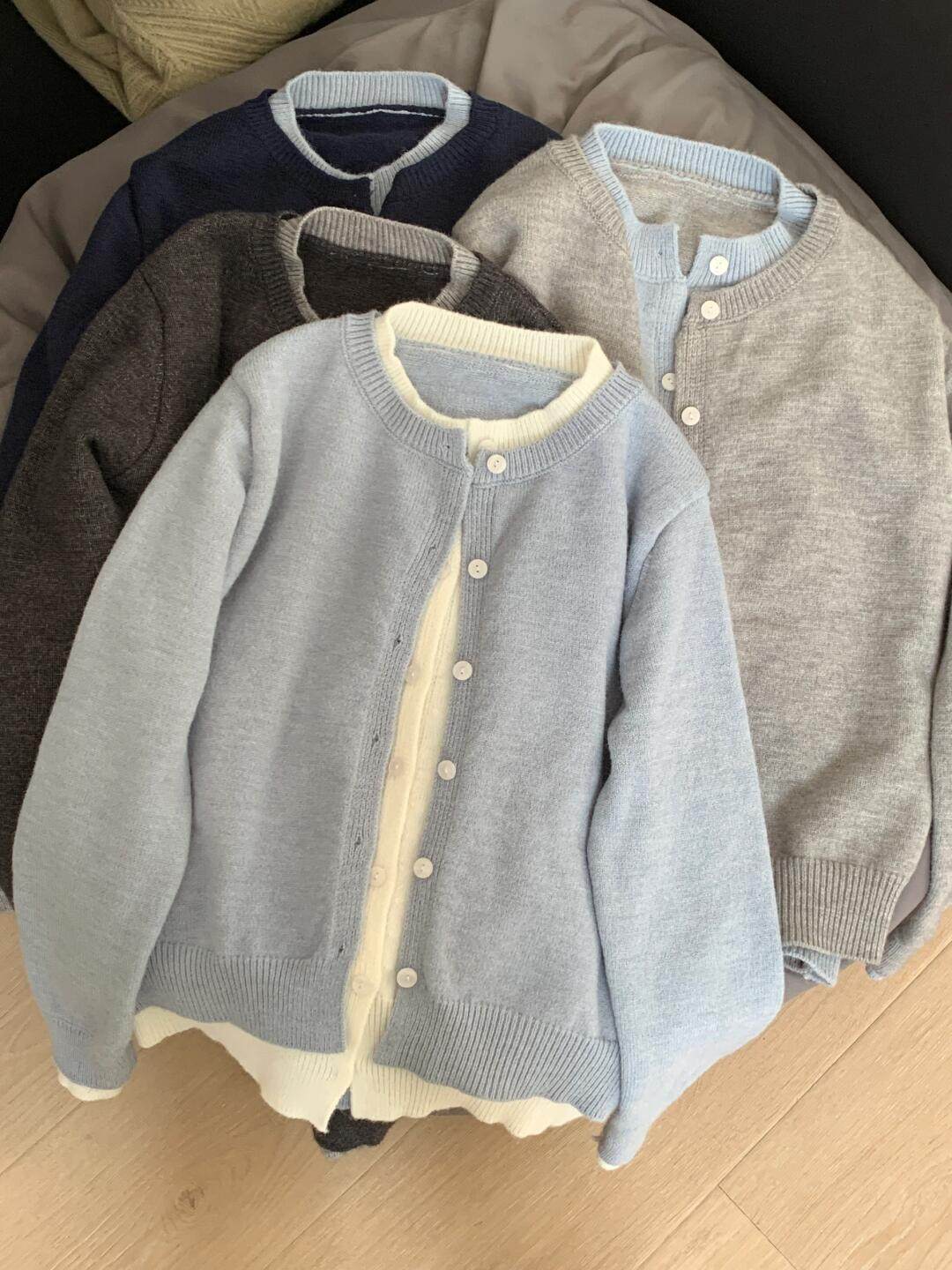 thumbnail for 韩系深秋chic撞色假两件灰色针织开衫外套女慵懒高级外搭毛衣上衣